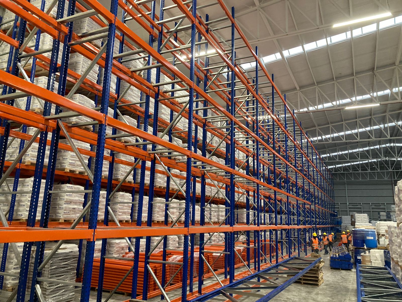 Racks para almacenamiento industrial de carga